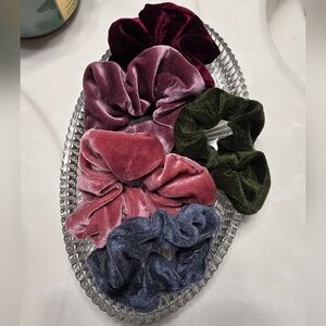 Velvet Scrunchie Set - Multicolor